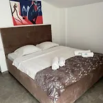 Timona 招待所 艾福雷诺德